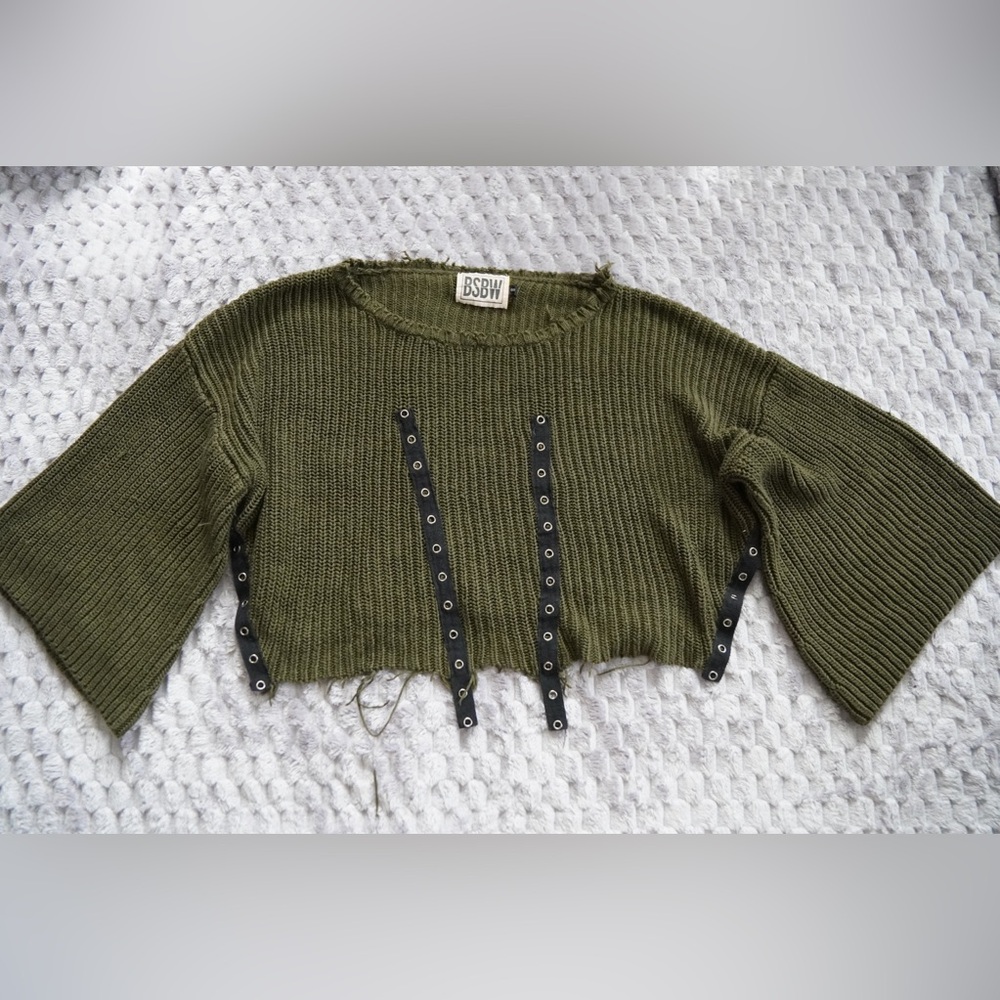 BSBW Olive Green Cropped Sweater Top